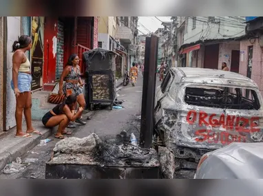 77 barras de ouro foram apreendidas em Manaus e três policiais foram presos