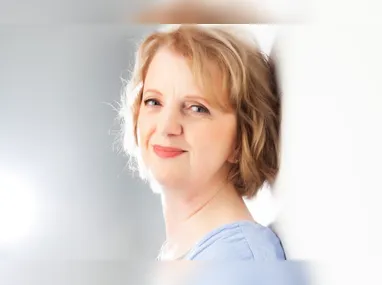 Imagem ilustrativa da imagem Segredos e vingança de uma enfermeira no novo livro de Valerie Keogh