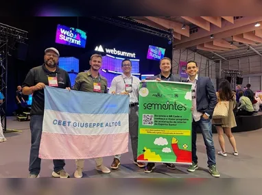 Líder comunitário do bairro Universal, Gedeon Franco  mostra trecho da BR-101: novos radares, com velocidade máxima limitada a 60 km/h no local, serão instalados pela concessionária Ecovias