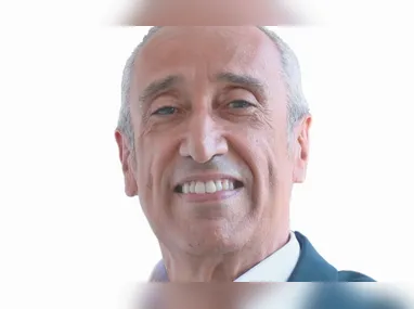 PATRICIA LYRA é cirurgiã plástica e referência no tratamento do lipedema