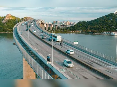 Operação Moto Legal aconteceu na Praia do Canto, em Vitória
