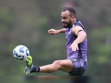 Real Madrid demite Xabi Alonso e anuncia técnico do time B