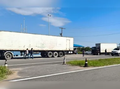 Imagem ilustrativa da imagem Transporte irregular de cargas: operação aplica mais de R$ 100 mil em multas no ES