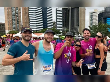 Imagem ilustrativa da imagem Veja imagens dos participantes da Corrida Tribuna Ruas da Cidade