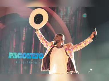 Imagem ilustrativa da imagem Véspera de Réveillon em Guarapari tem Alexandre Pires e festival de funk