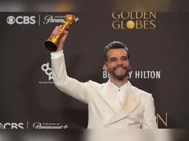 Kleber Mendonça Filho e a produtora Emilie Lesclaux