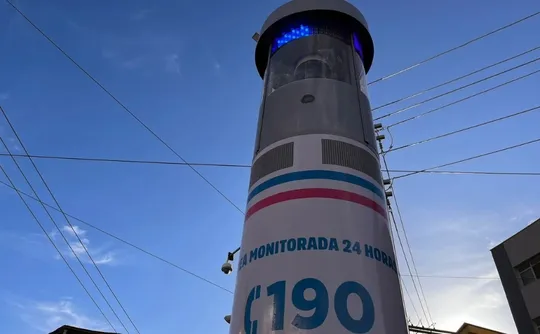 Imagem ilustrativa da imagem 1.200 policiais contra crimes e acidentes no ES