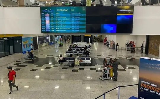 Imagem ilustrativa da imagem Pane global no sistema aéreo causa atraso em voos no Aeroporto de Vitória