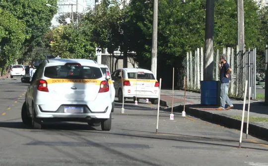 Imagem ilustrativa da imagem Provas de baliza e ladeira deixam de ser exigidas para novos motoristas no ES