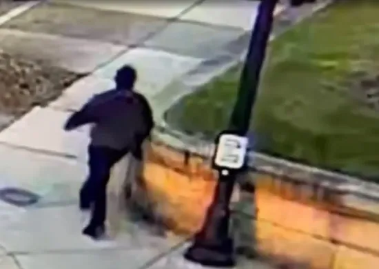 Imagem ilustrativa da imagem Ao menos 2 pessoas morrem e 8 ficam feridas em tiroteio em Universidade nos EUA