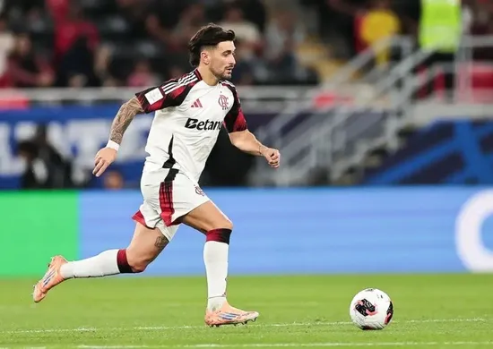 Imagem ilustrativa da imagem Copa Intercontinental: Fla enfrenta Pyramids em busca de vaga na final