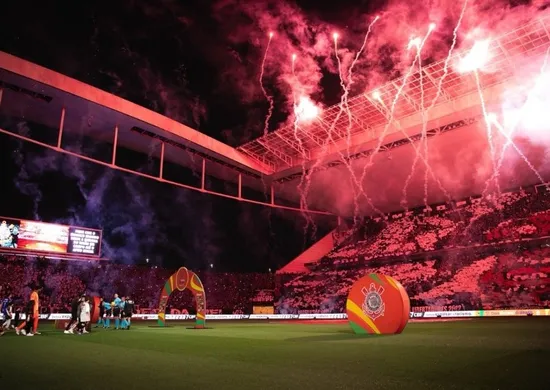 Imagem ilustrativa da imagem Corinthians é inoperante e empata com Vasco na ida da final da Copa do Brasil