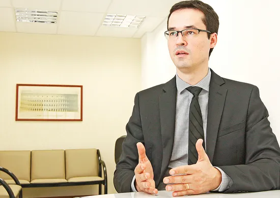 Imagem ilustrativa da imagem Dallagnol paga indenização a Lula por abuso acusatório no caso do PowerPoint