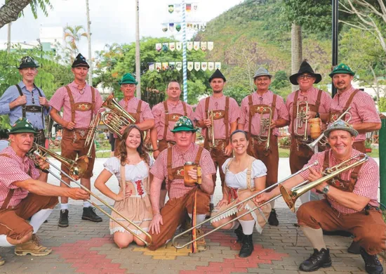 Imagem ilustrativa da imagem Dança, música e tradição na Sommerfest em Domingos Martins