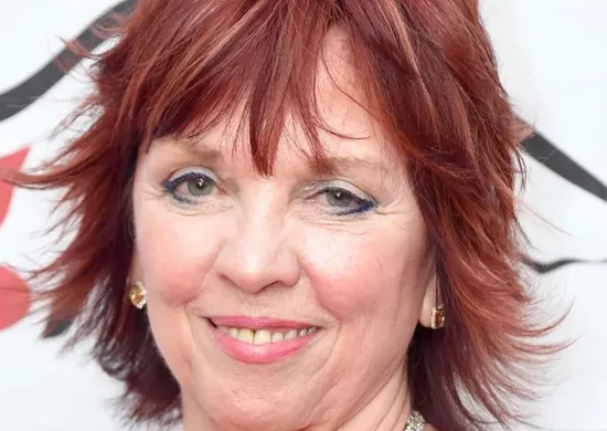 Imagem ilustrativa da imagem "Devoção Mortal": casal de psicopatas em história de Nora Roberts