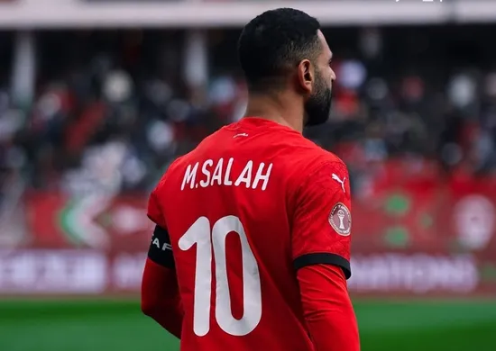 Imagem ilustrativa da imagem Egito busca confirmar favoritismo contra Benin na Copa Africana das Nações