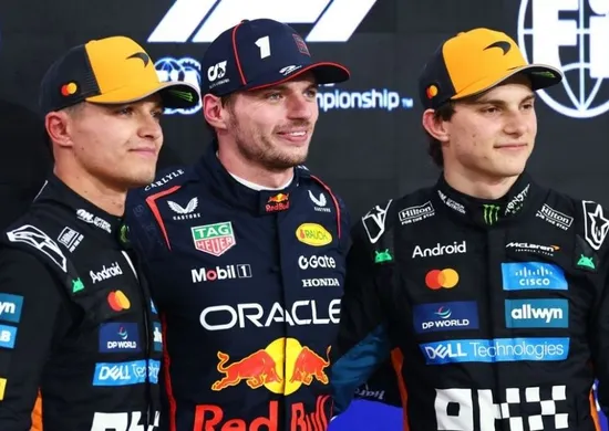 Imagem ilustrativa da imagem F-1: Verstappen crava pole em Abu Dabi e mantém viva a disputa pelo título