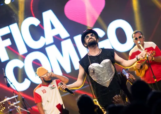 Imagem ilustrativa da imagem Festa carioca regada a pagode abre o verão do Brava Beach Club neste domingo