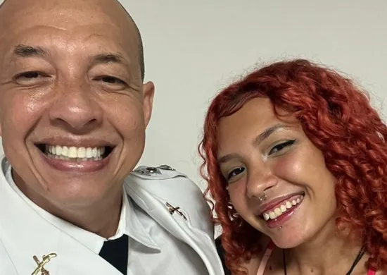 Imagem ilustrativa da imagem Filha de major da PM é morta e polícia apura se ela desviou dinheiro de traficantes