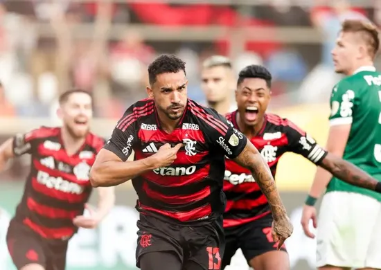 Imagem ilustrativa da imagem Flamengo garante vagas na Copa Intercontinental e no Mundial de 2029