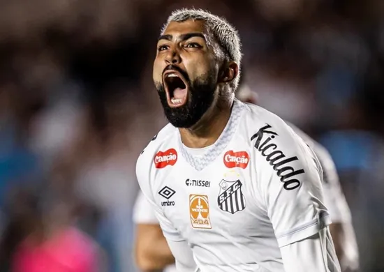 Imagem ilustrativa da imagem Gabigol salva Santos no final e garante empate contra o Corinthians