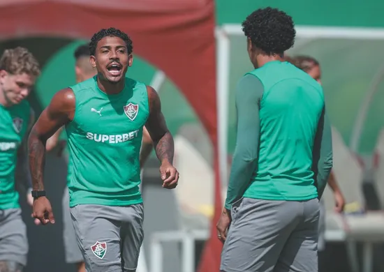 Imagem ilustrativa da imagem Ganso volta aos treinos e pode jogar o Fla-Flu