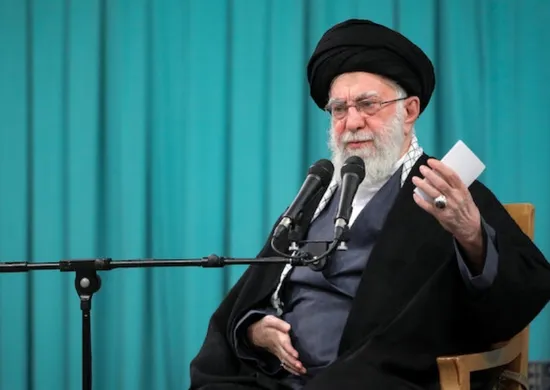 Imagem ilustrativa da imagem Irã alerta Trump para que ele não tomar nenhuma ação contra o líder supremo do país