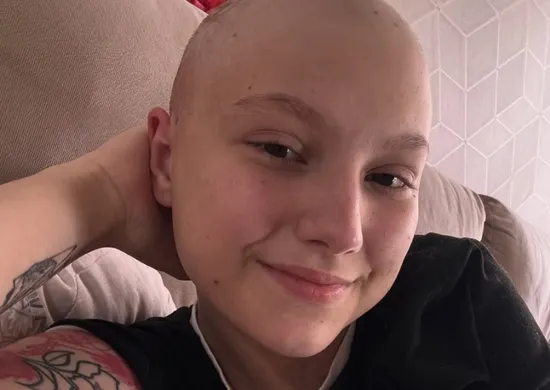 Imagem ilustrativa da imagem Isabel Veloso acorda e é extubada após semanas sedada na UTI: 'Está consciente'