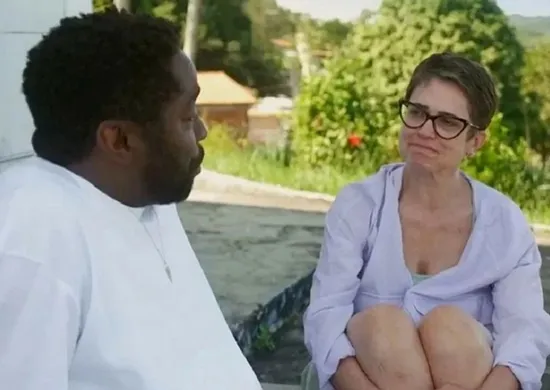 Imagem ilustrativa da imagem Lázaro Ramos: “Vi minha mãe apanhar de patroa”