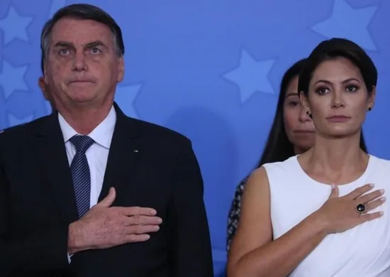 Imagem ilustrativa da imagem Michelle diz que Bolsonaro é 'única opção' para 2026 e que Congresso está de joelho