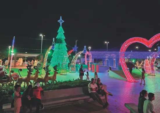 Imagem ilustrativa da imagem Natal instagramável em Guarapari: decoração segue até o dia 06 de janeiro