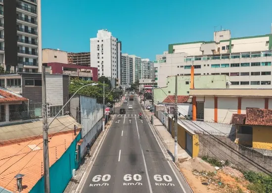 Imagem ilustrativa da imagem Novos radares de Vila Velha não vão multar avanço de sinal na madrugada