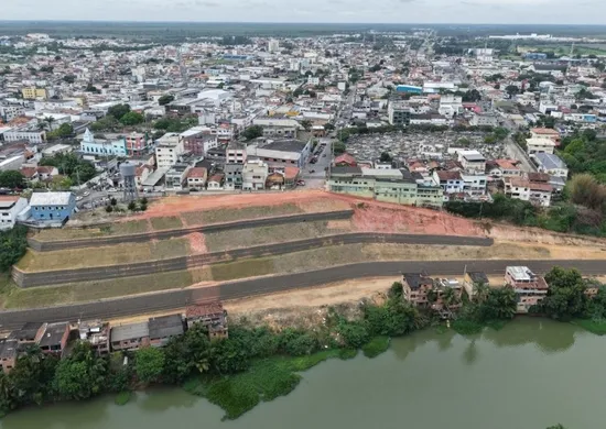Imagem ilustrativa da imagem Obra para conter ladeira e evitar deslizamentos é entregue em São Mateus