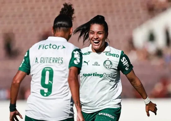 Imagem ilustrativa da imagem Palmeiras derrota Ferroviária e conquista Copa do Brasil feminina