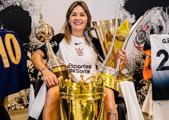 Imagem ilustrativa da imagem Pelo segundo ano consecutivo, Gabi Zanotti é eleita a Rainha da América
