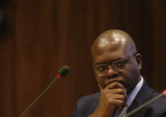 Imagem ilustrativa da imagem Polícia Federal indicia Silvio Almeida em investigação sobre denúncias de assédio