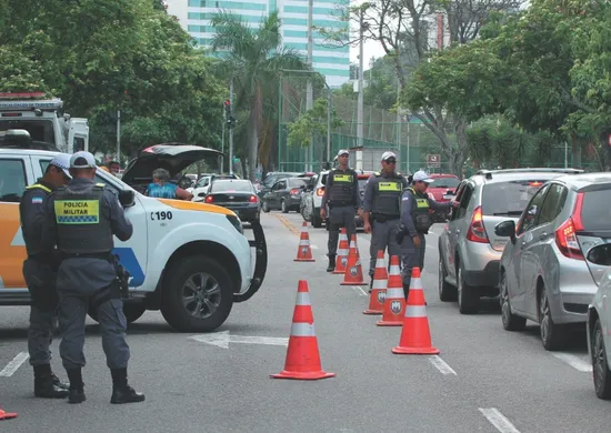 Imagem ilustrativa da imagem Reforço na fiscalização: blitze diárias nas ruas e estradas começam nesta sexta