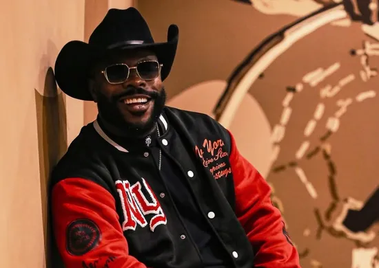 Imagem ilustrativa da imagem Sambão do Povo recebe festival de samba com Nego Damoé neste domingo