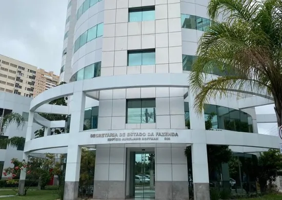 Imagem ilustrativa da imagem Sefaz exclui 545 empresas do Simples Nacional por débitos