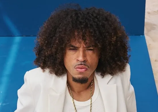 Imagem ilustrativa da imagem 'Só traumatizou mais quem é de favela', diz L7nnon sobre ação que matou 121 no RJ