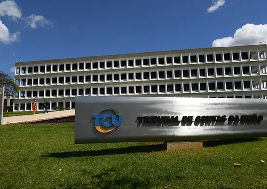 Imagem ilustrativa da imagem TCU aponta antecipação em liquidação do Master e dá 72 horas para BC explicar