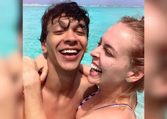 Imagem ilustrativa da imagem Tata Estaniecki confirma reconciliação com Júlio Cocielo