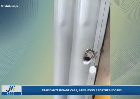 Imagem ilustrativa da imagem Traficante invade casa, espanca casal de idosos e incendeia imóvel no Cabo