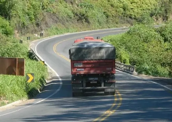 Imagem ilustrativa da imagem Trecho da BR 262 entre Domingos Martins e Viana vai operar em 'Pare e Siga'