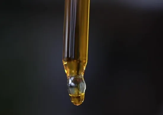 Imagem ilustrativa da imagem Uso de óleo de canabidiol por crianças autistas traz melhora na sociabilidade