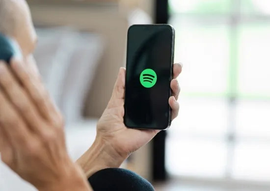Imagem ilustrativa da imagem Usuários relatam instabilidade no Spotify nesta segunda-feira