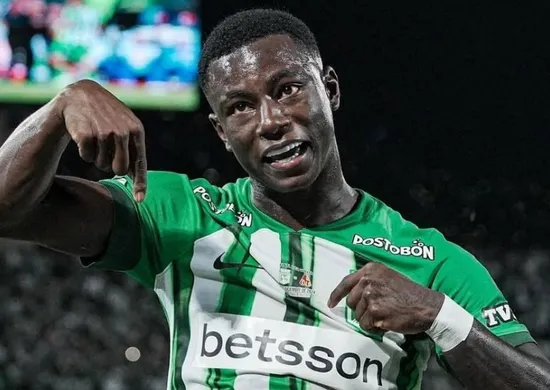 Imagem ilustrativa da imagem Vasco entra na briga por Hinestroza, atacante do Atlético Nacional