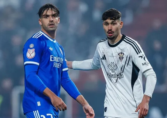 Imagem ilustrativa da imagem Vini 'se esconde' e Arbeloa estreia no Real com queda na Copa do Rei