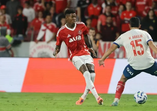 Imagem ilustrativa da imagem Vitão é aprovado nos exames médicos do Flamengo, mas só será anunciado oficialmente