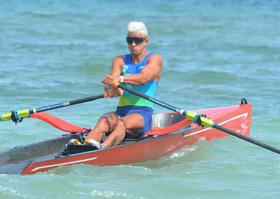 Imagem ilustrativa da imagem Vitória vira palco da versão mais radical do remo